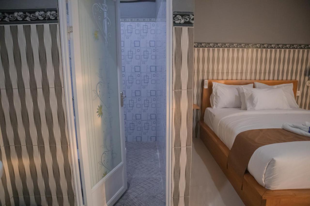 Prasi Sunrise Homestay Toyapakeh 外观 照片